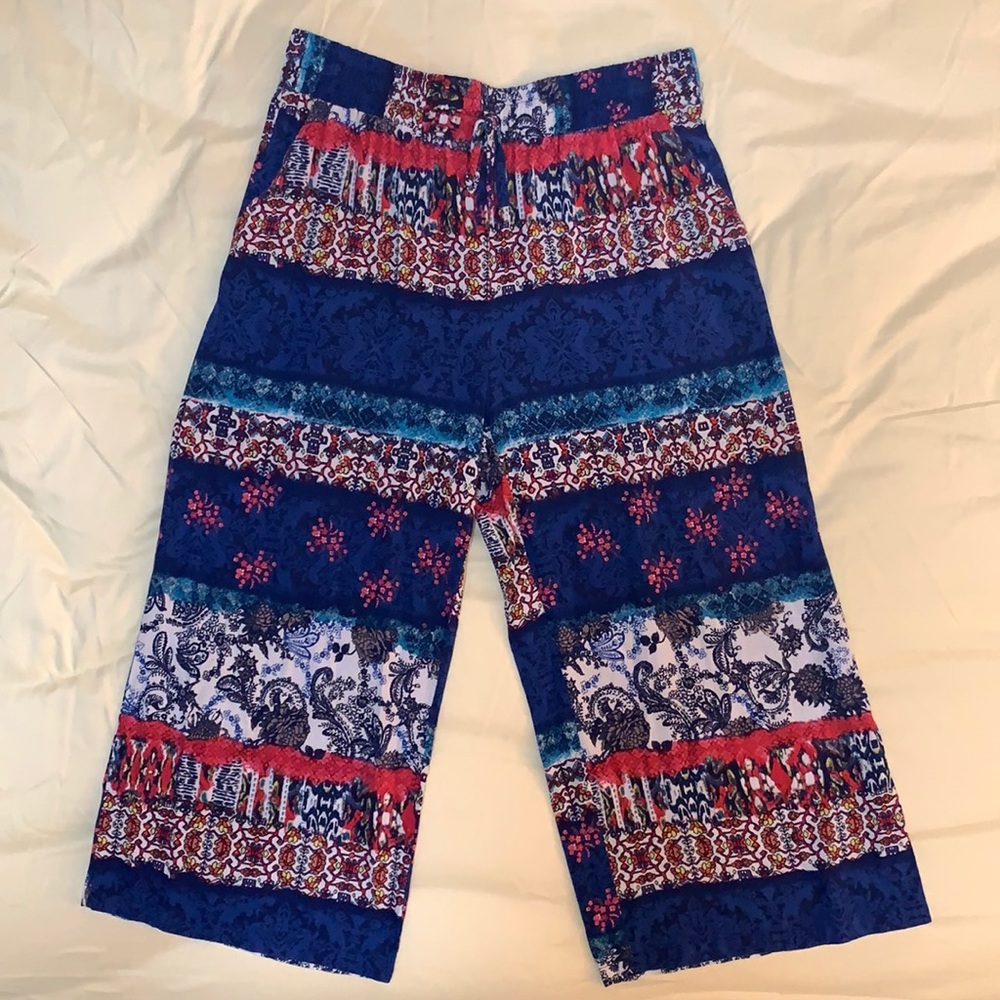 Red Whit and Blue Soft Capris (Colorful Print Fabric)